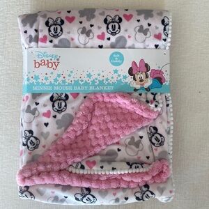 BNWT Disney Minnie Mouse Baby Blanket